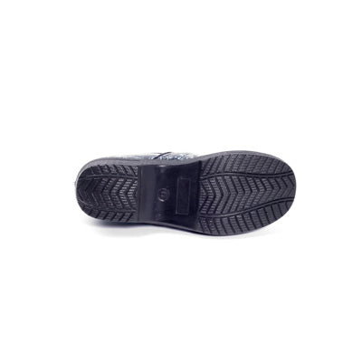 Savvy Brandy Nursing Shoe in Paisley