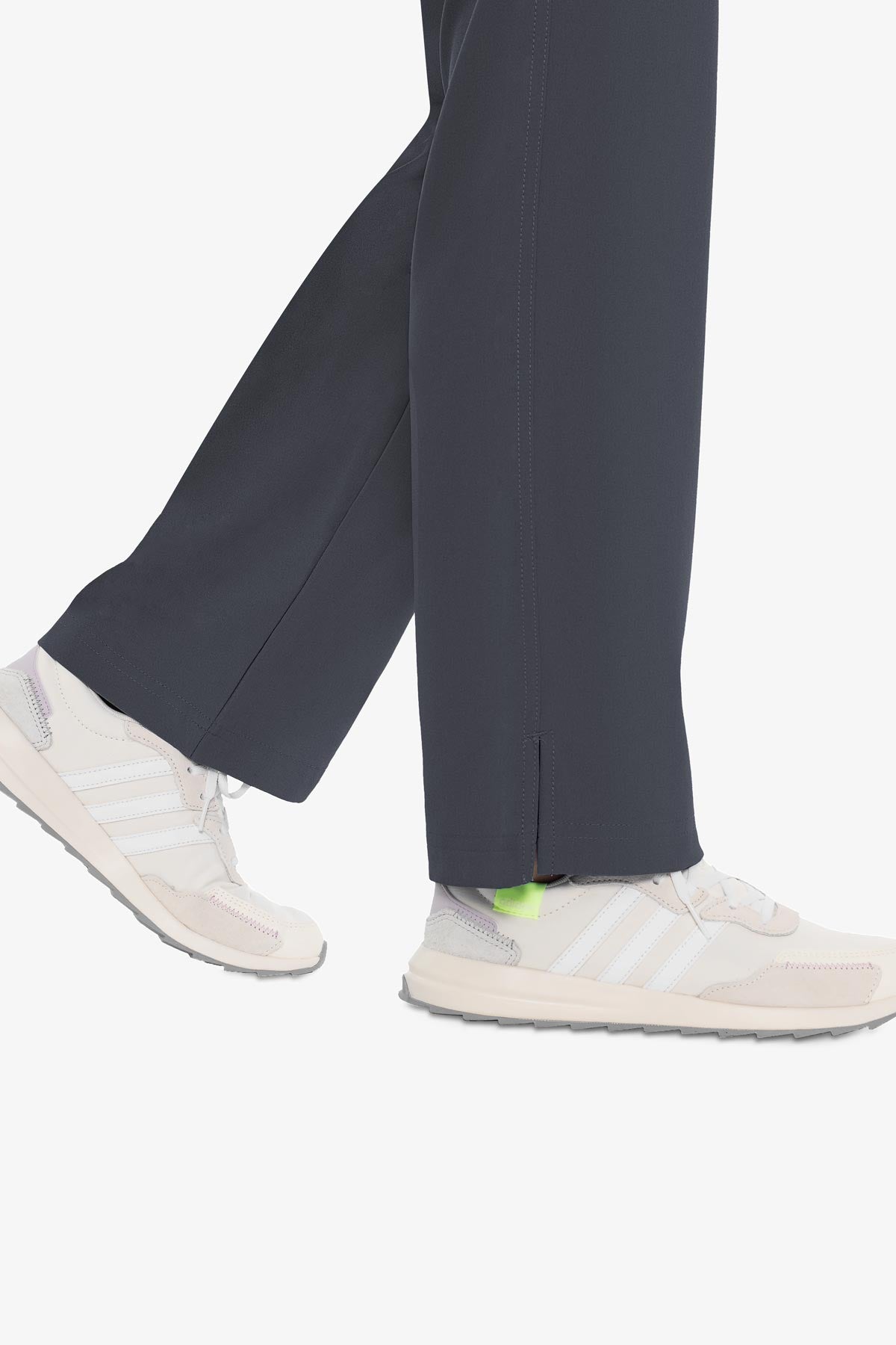 Med Couture Activate Yoga 2 Cargo Pocket Pant